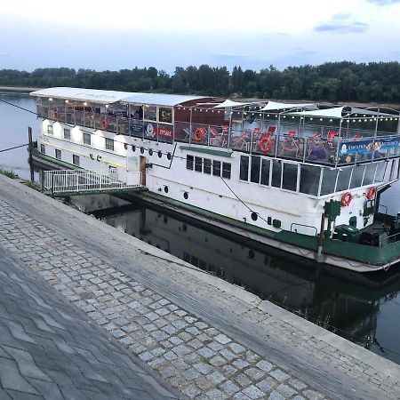 Barka Atena Stary Toruń Εξωτερικό φωτογραφία