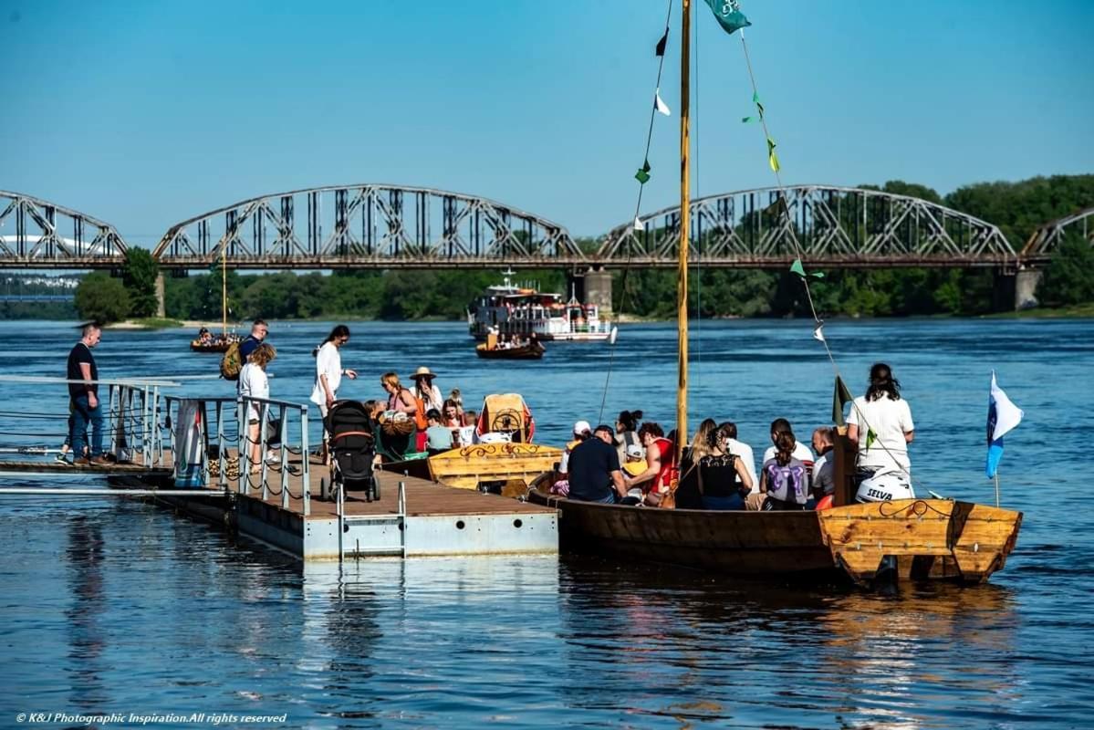 Barka Atena Stary Toruń Εξωτερικό φωτογραφία